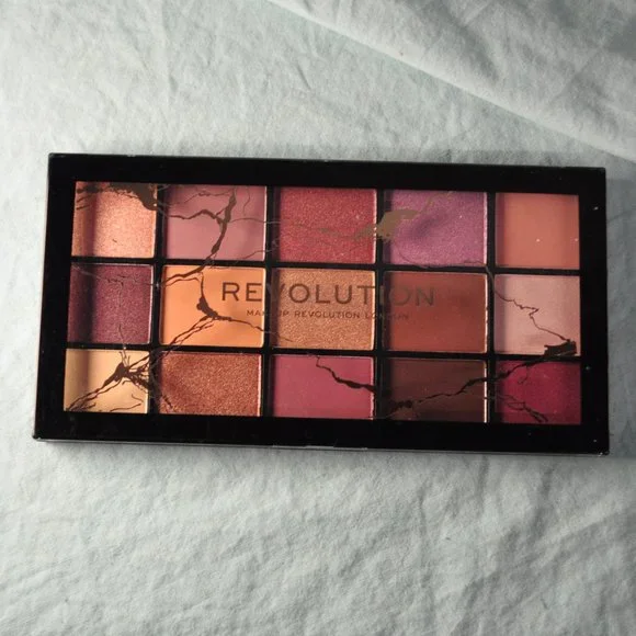 THREE eyeshadow palettes UNUSED Revolution london newtrals 2, blackout (C66)
